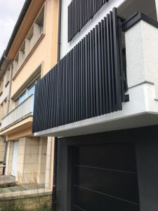 Garde-corps extérieure à barreaudage veticale