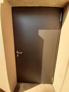 Porte coupe feu métallique
